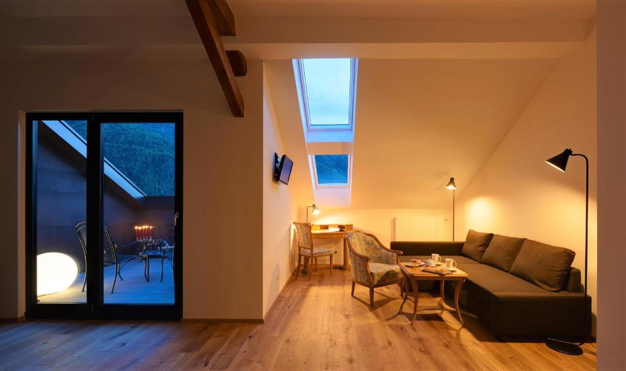 Historic Guesthouse Bircher B&B Apartments Near Sterzing Campo di Trens Εξωτερικό φωτογραφία
