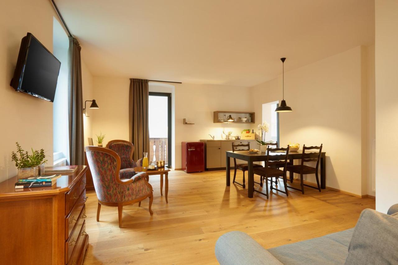 Historic Guesthouse Bircher B&B Apartments Near Sterzing Campo di Trens Εξωτερικό φωτογραφία