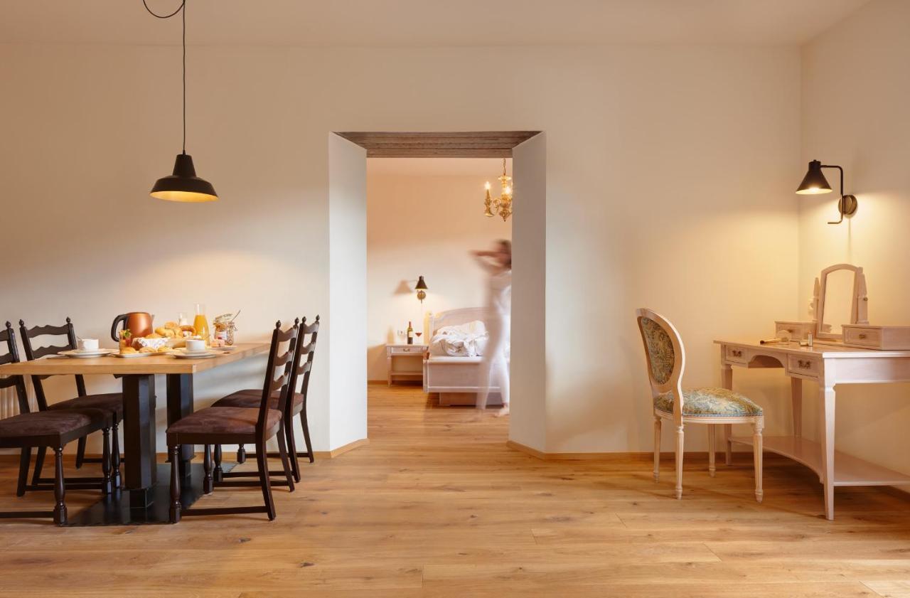 Historic Guesthouse Bircher B&B Apartments Near Sterzing Campo di Trens Εξωτερικό φωτογραφία